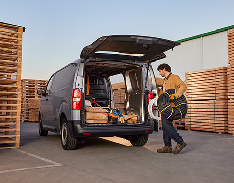 Kampanj på Toyota elektriska transportbilar