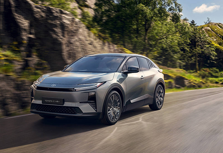 Helt nya Toyota C-HR+