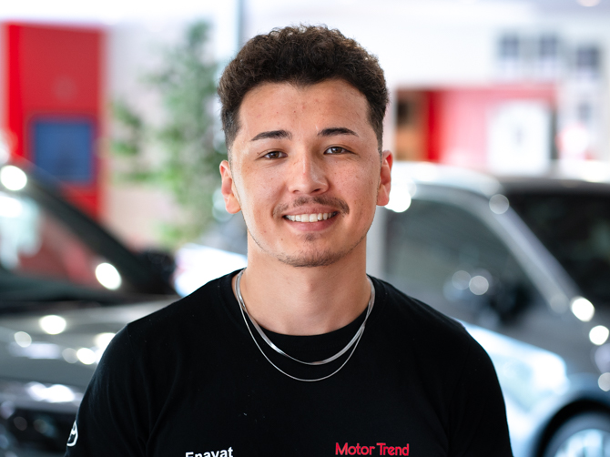 Enayat Mukhtari Motor Trend Skara