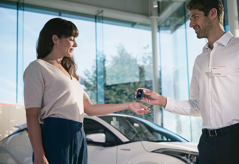 Toyota Approved Used nyckelöverlämning